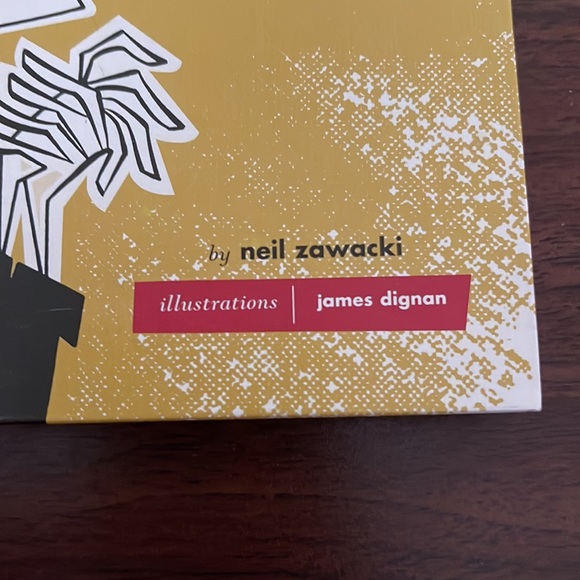 ✨3/$25✨ “How To Be A Villain” Handbook - Picture 3 of 10